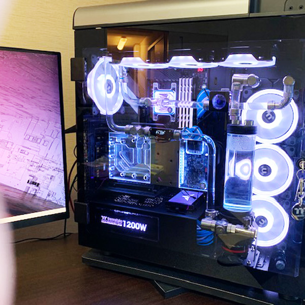 水冷式式パソコン